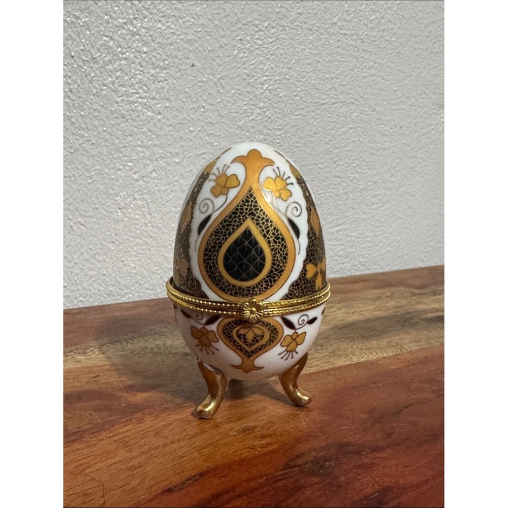 Vintage Limoges Style Footed Porcelain Egg Trinket Box Gold Gilt Hinged Jewelry